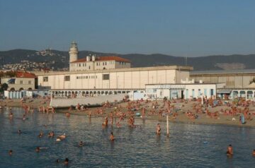 La Lanterna beach Trieszt