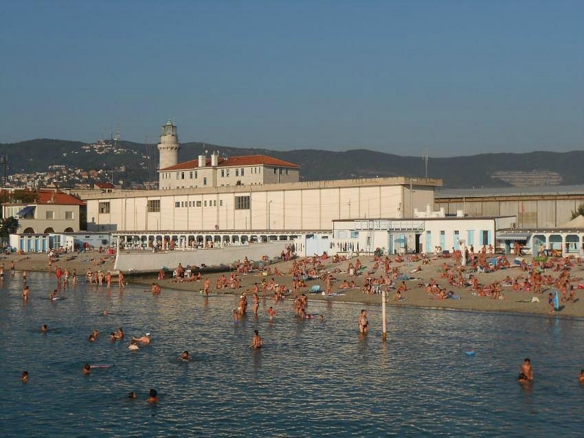 La Lanterna beach Trieszt